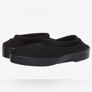 ARCOPEDICO SOFT KNIT SHOES, Sz 42